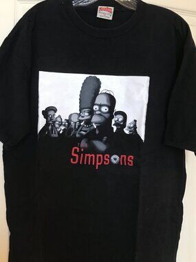The Simpson T - SHIRT. XL